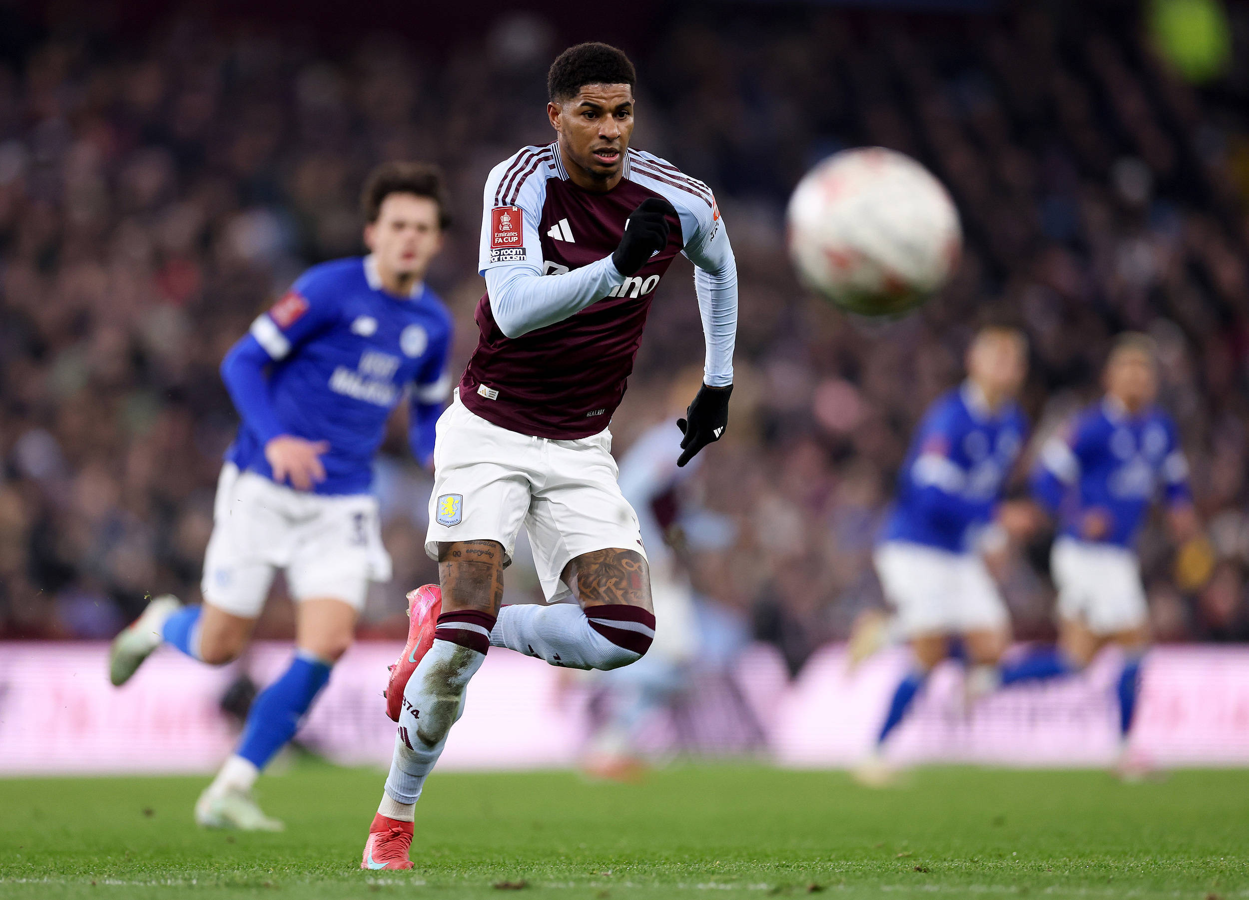 曼联锐意夺冠,瞄准亚洲足球联赛金杯(曼联锐意夺冠,瞄准亚洲足球联赛金杯的是谁) 曼联锐意夺冠,瞄准亚洲足球联赛金杯(曼联锐意夺冠,瞄准亚洲足球联赛金杯的是谁)